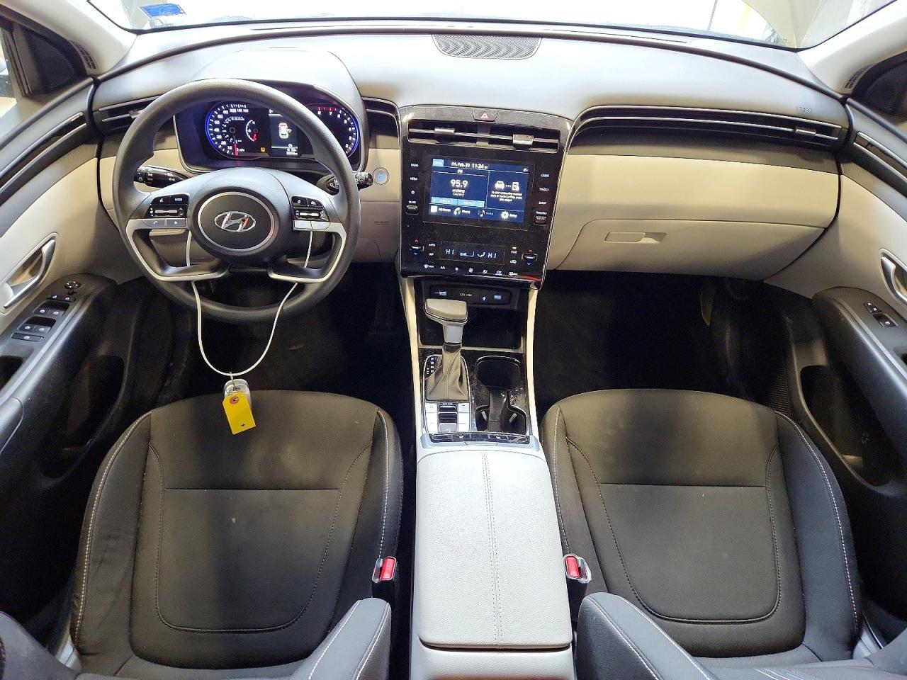 2024 HYUNDAI TUCSON SEL photo 8