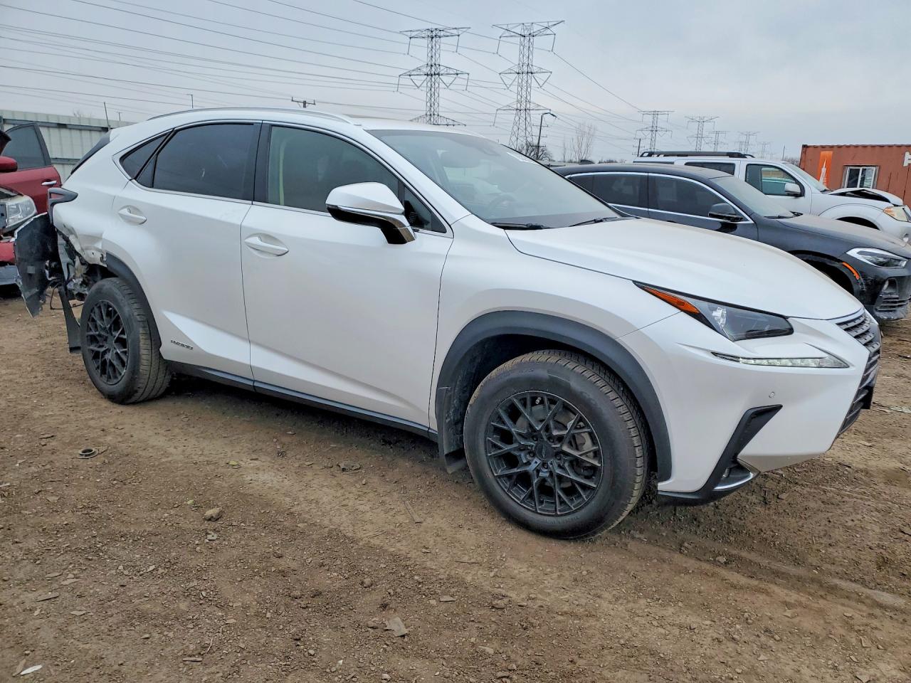 2021 LEXUS NX 300H BASE photo 4
