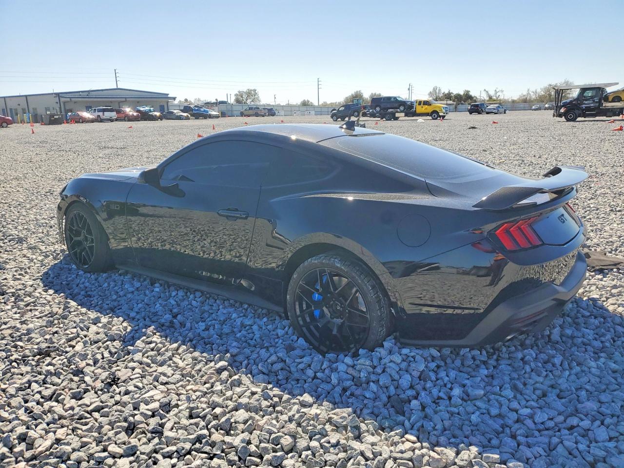 2024 FORD MUSTANG GT photo 3