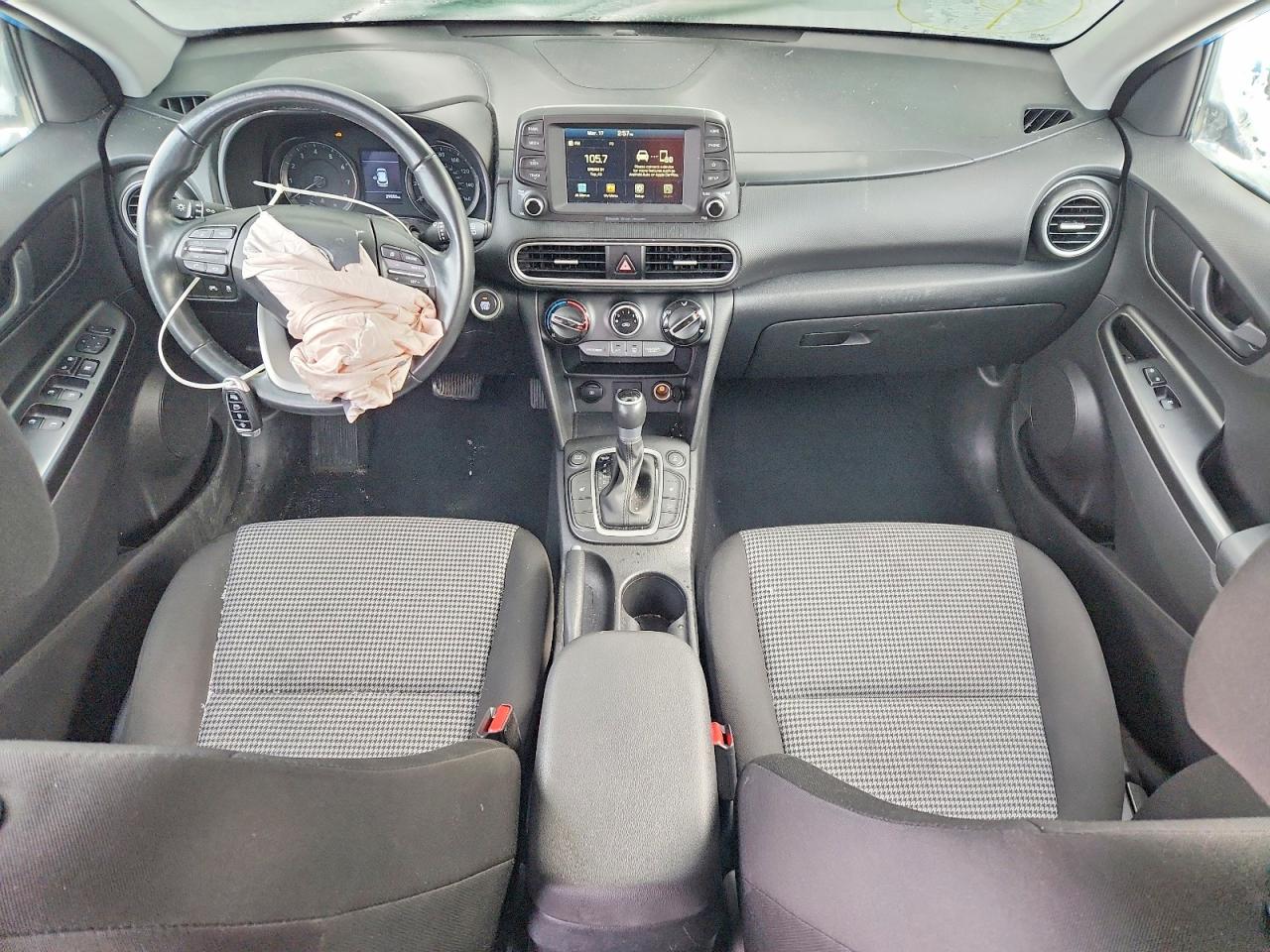 2020 HYUNDAI KONA SEL photo 8