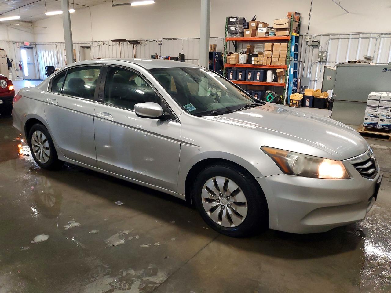 2011 HONDA ACCORD LX photo 4