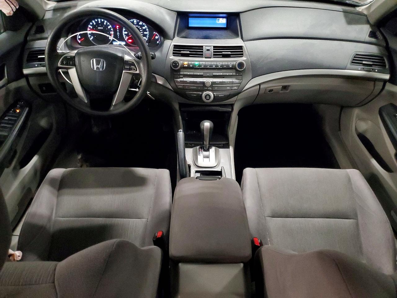 2011 HONDA ACCORD LX photo 8