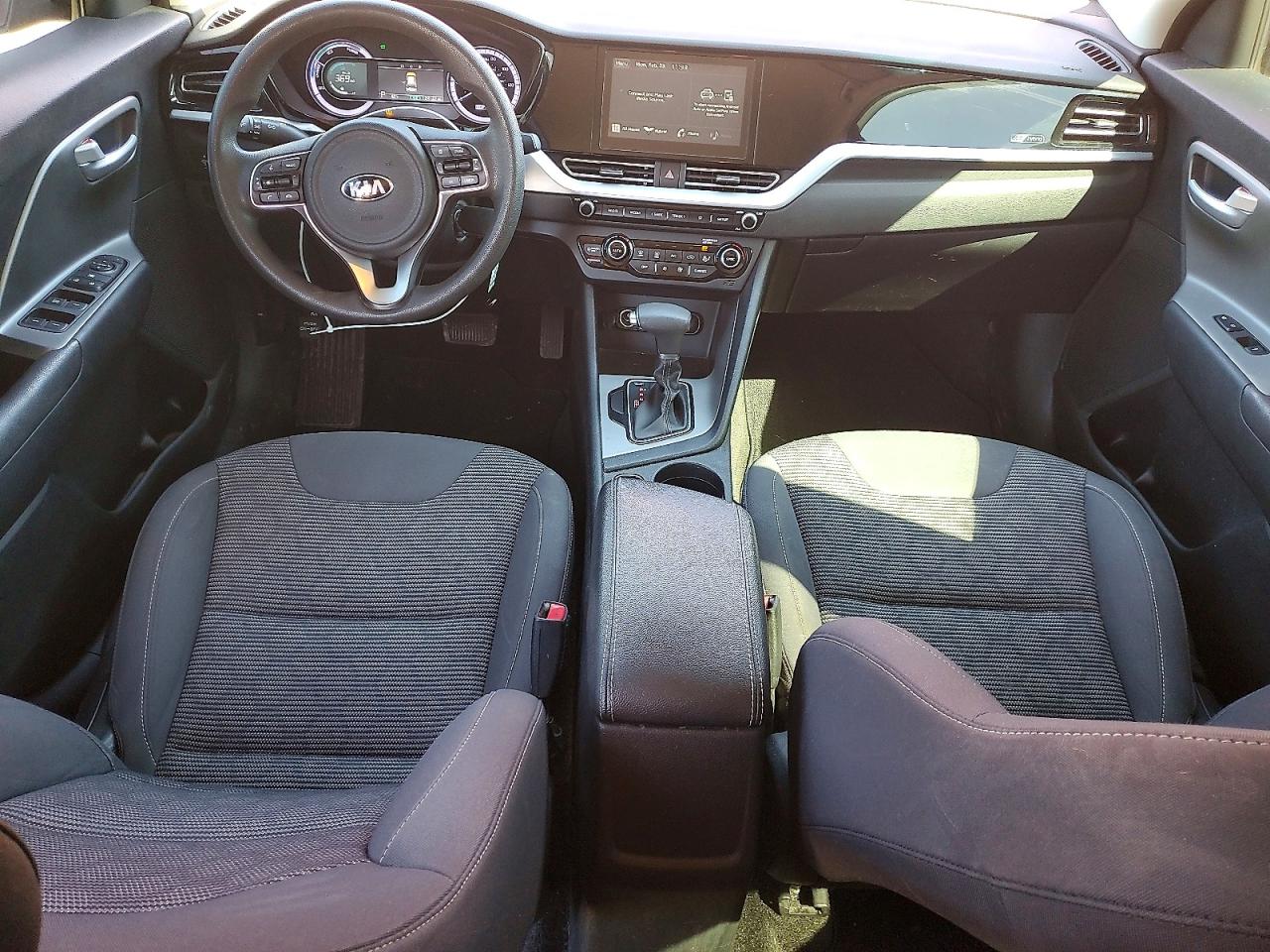2021 KIA NIRO photo 15