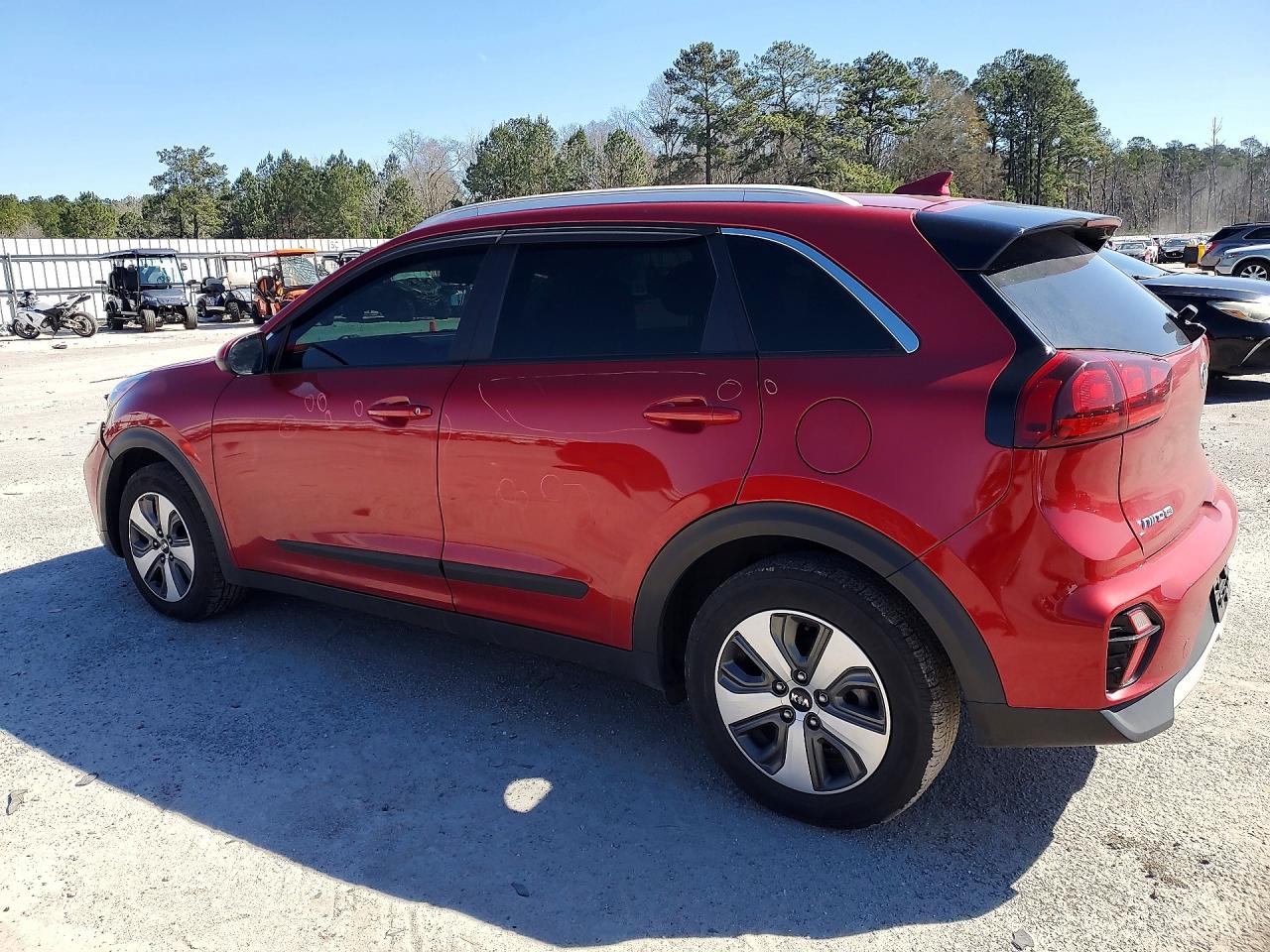 2021 KIA NIRO photo 3