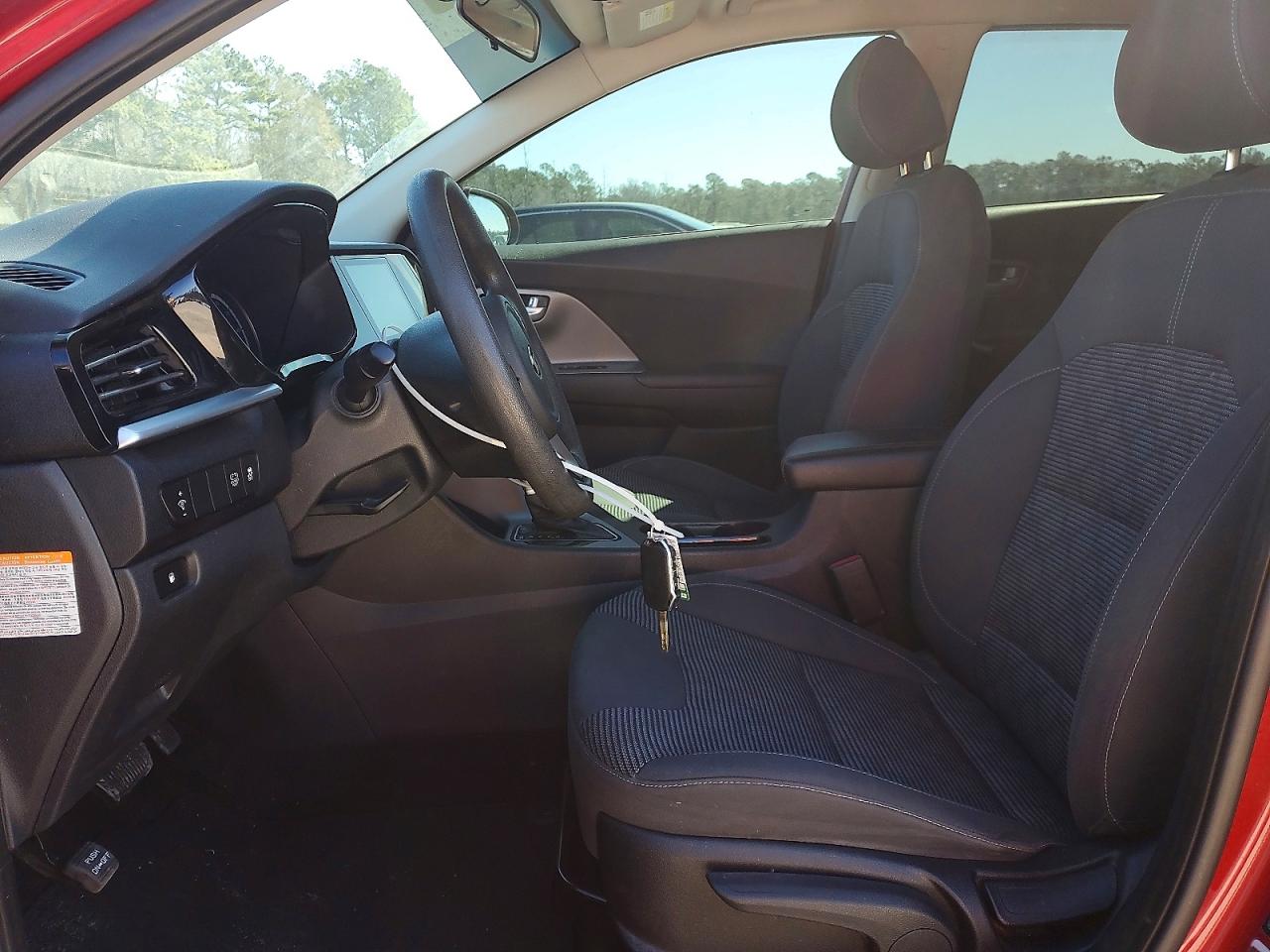 2021 KIA NIRO photo 13