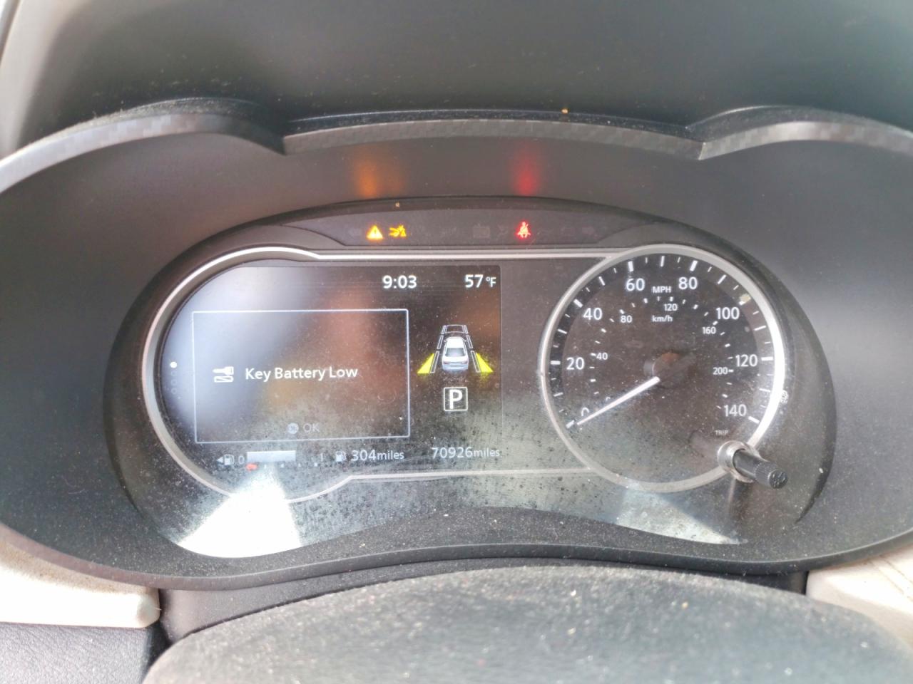 2021 NISSAN VERSA SV photo 25