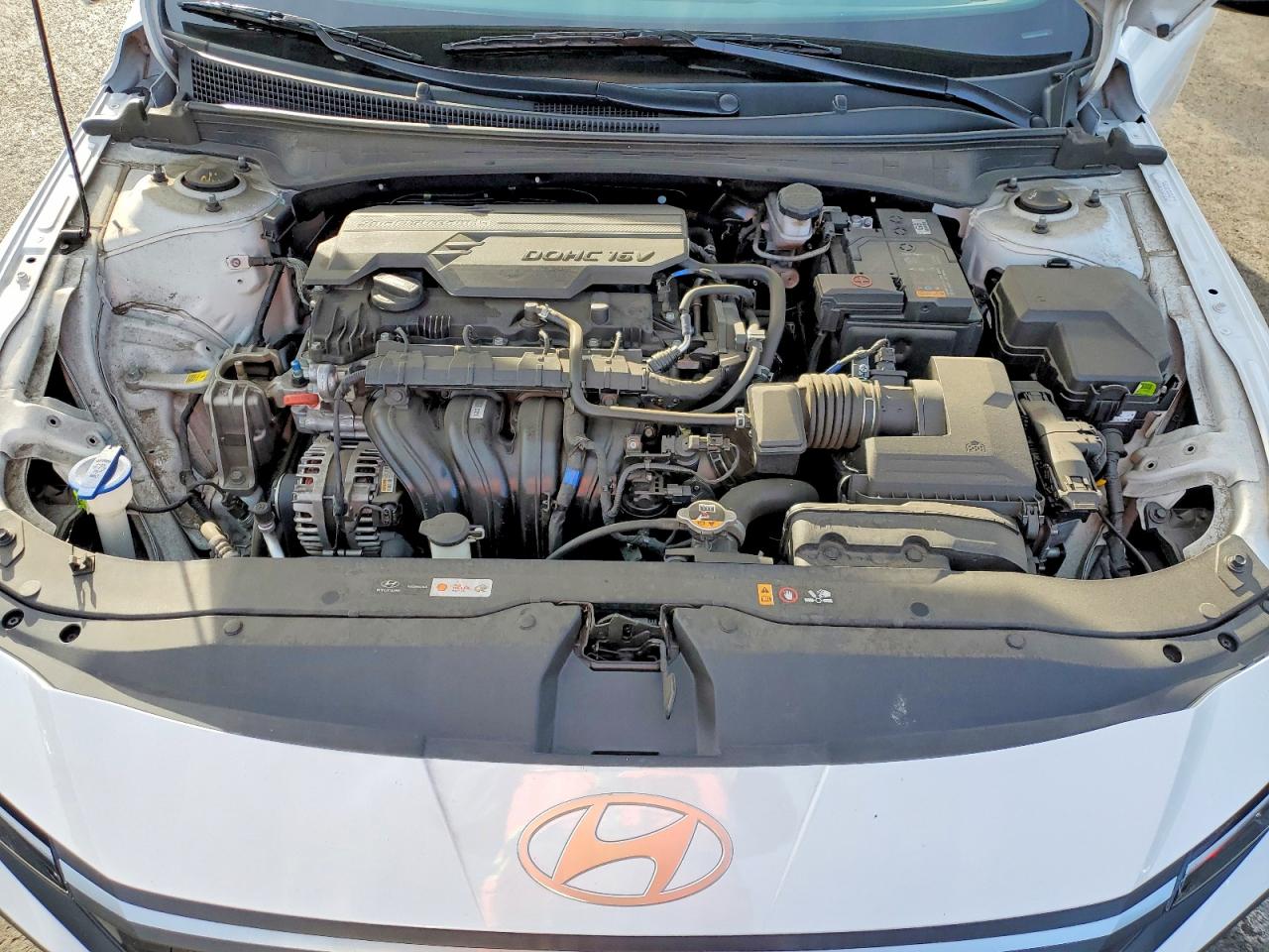 2024 HYUNDAI ELANTRA SEL photo 21