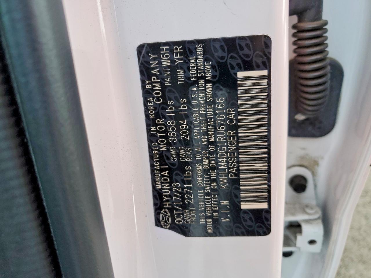 2024 HYUNDAI ELANTRA SEL photo 23