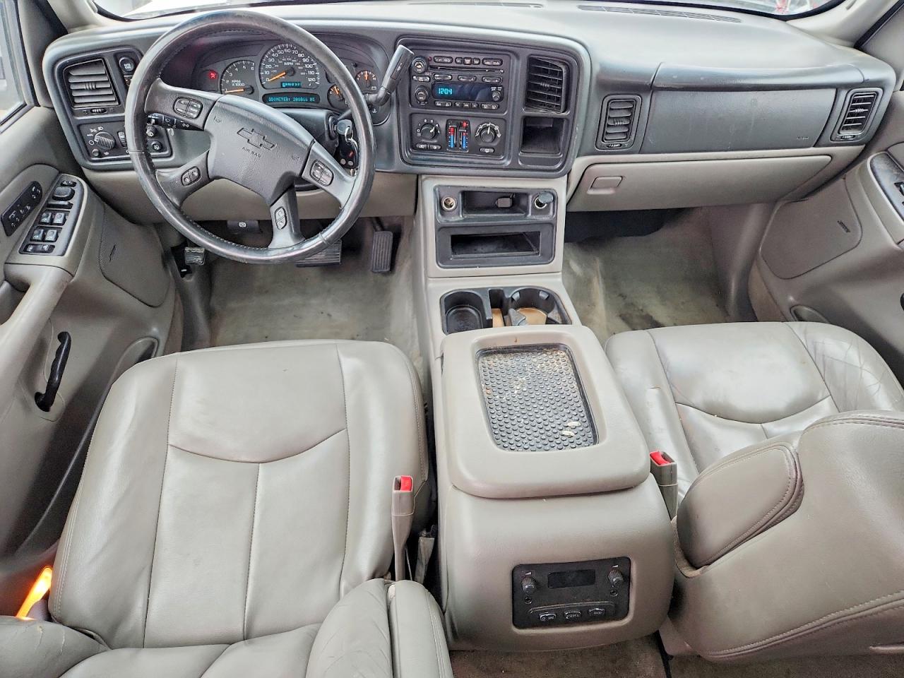 2005 CHEV SUBURBAN K1500 photo 8