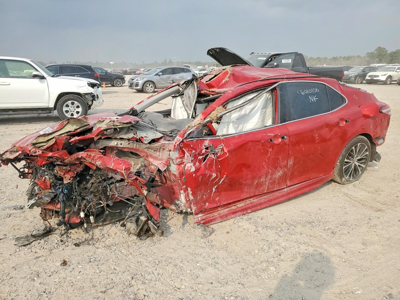 2020 TOYOTA CAMRY