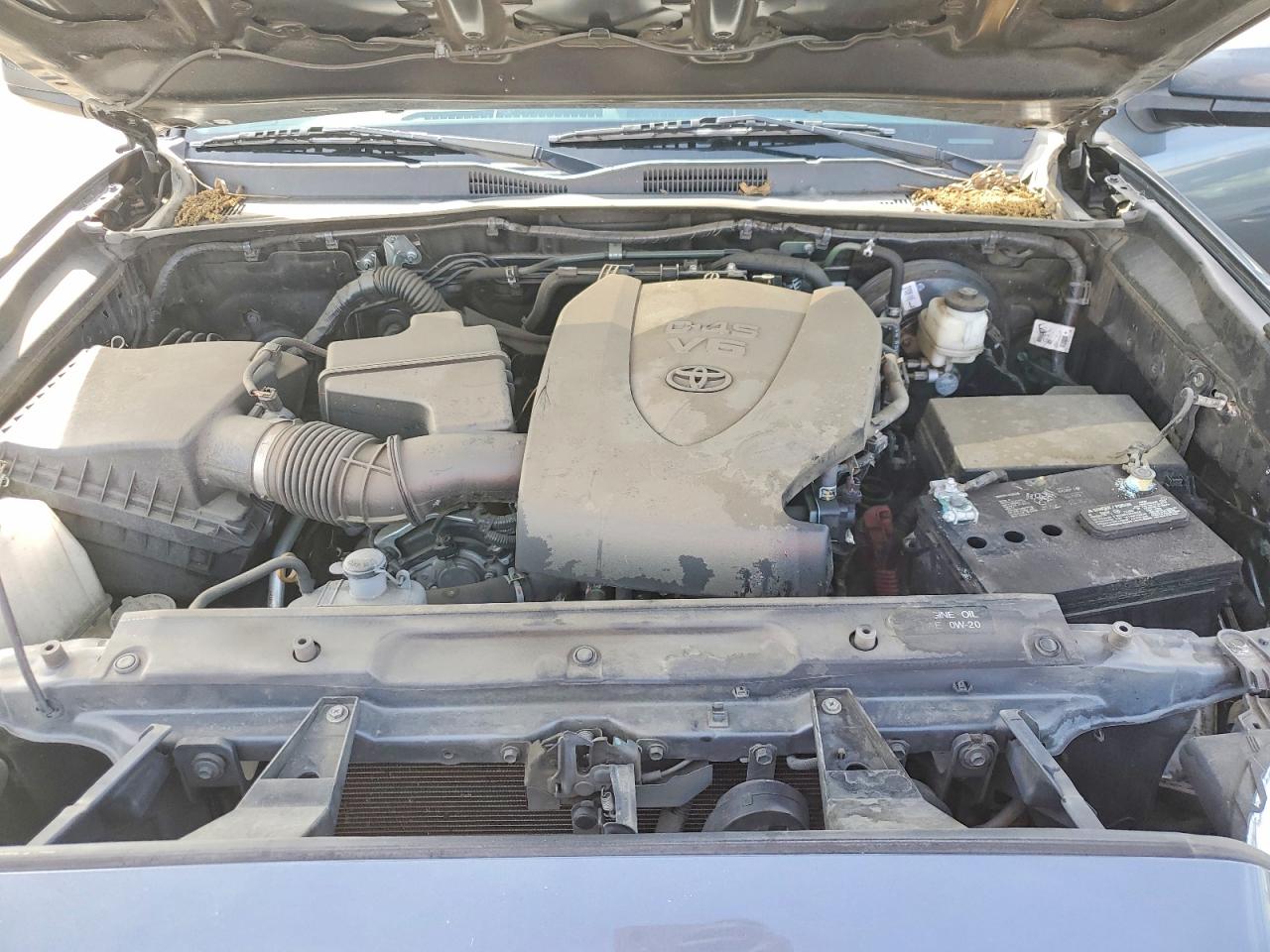 2019 TOYOTA TACOMA SR5 V6 photo 21