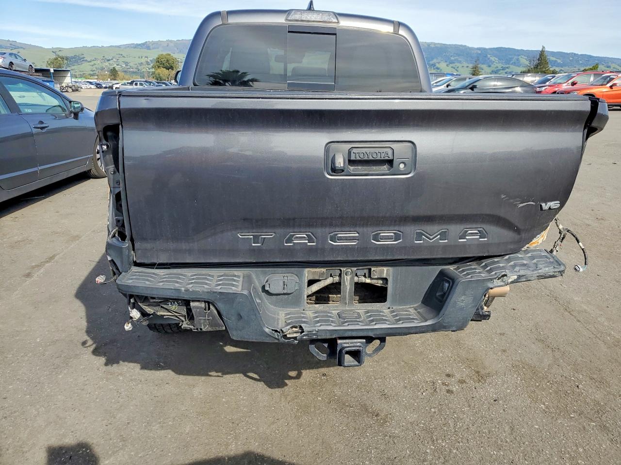 2019 TOYOTA TACOMA SR5 V6 photo 11