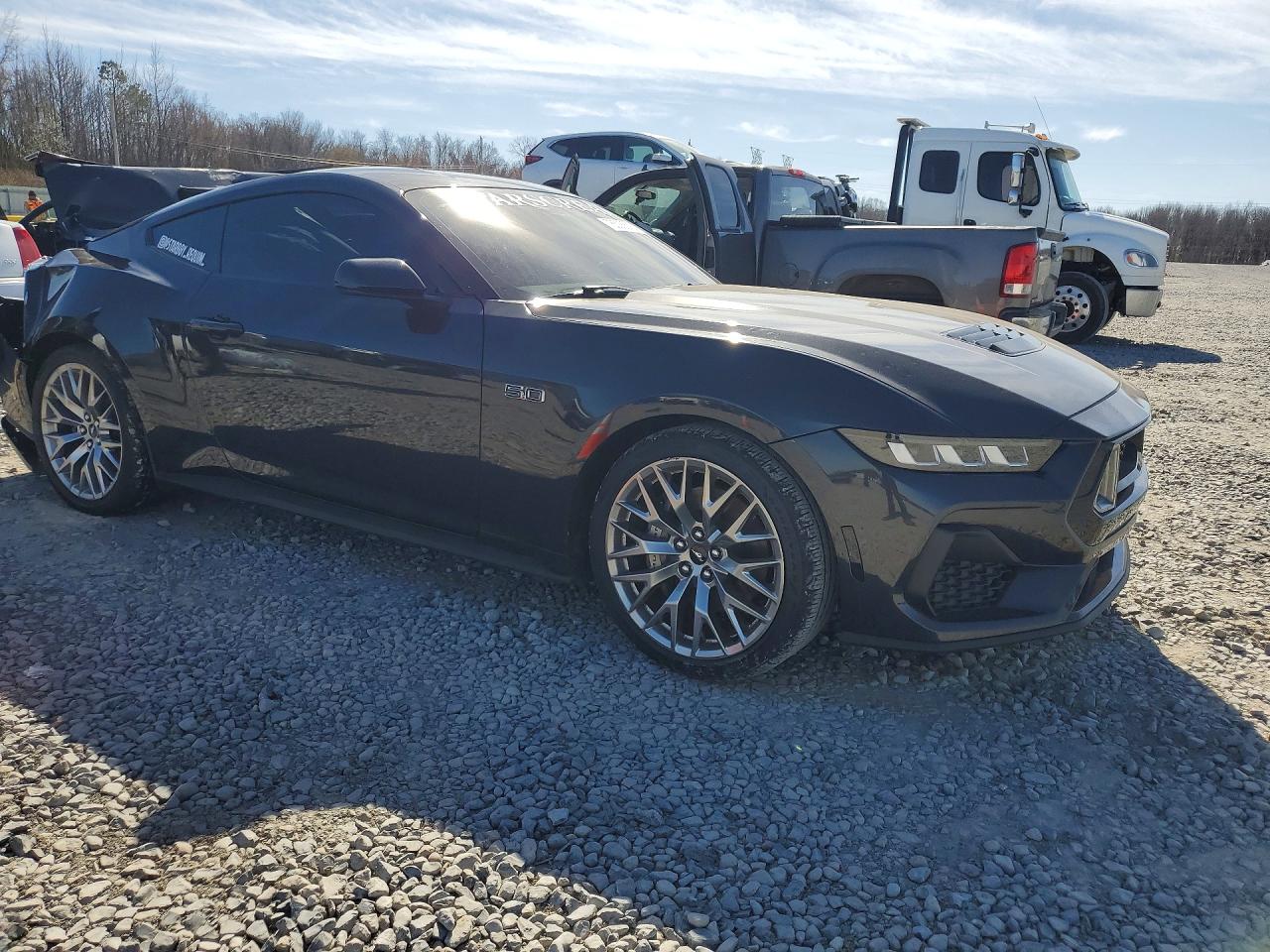 2024 FORD MUSTANG GT photo 10