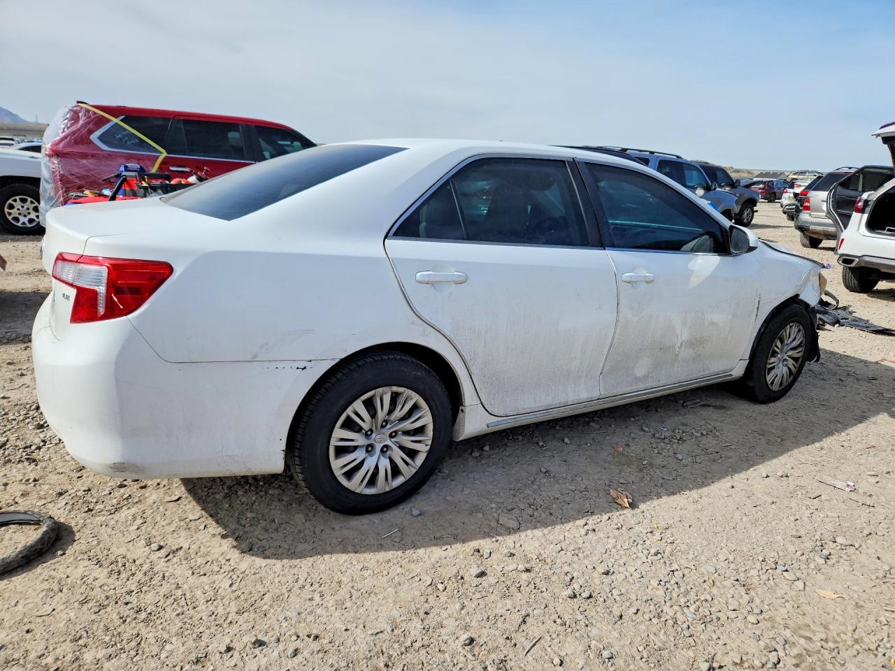 2012 TOYOTA CAMRY LE photo 5