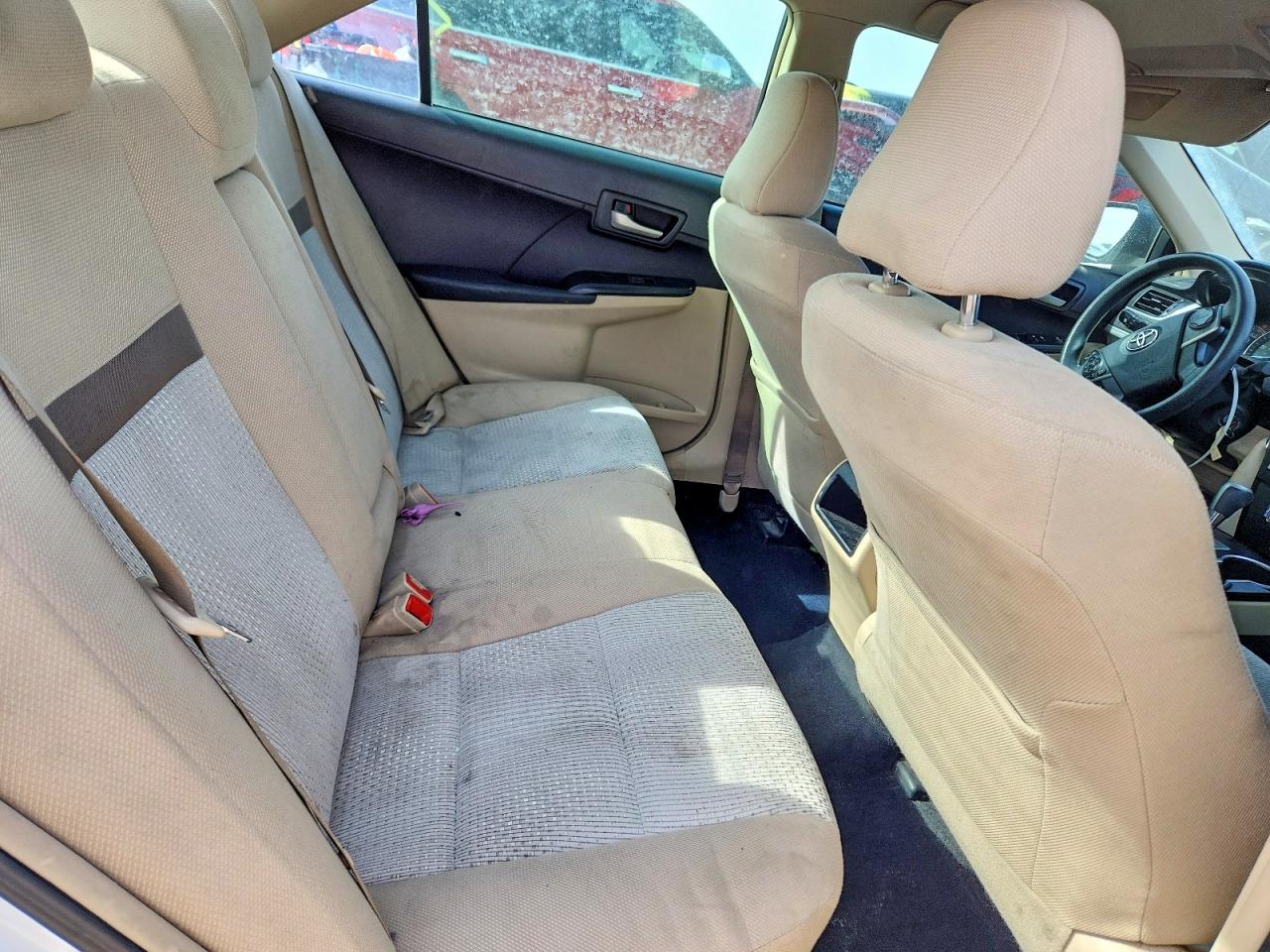 2012 TOYOTA CAMRY LE photo 19