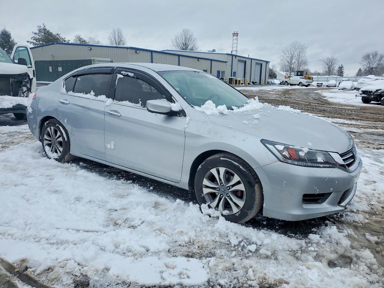 2013 HONDA ACCORD LX photo 4