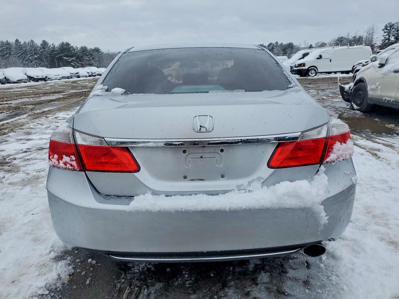 2013 HONDA ACCORD LX photo 6