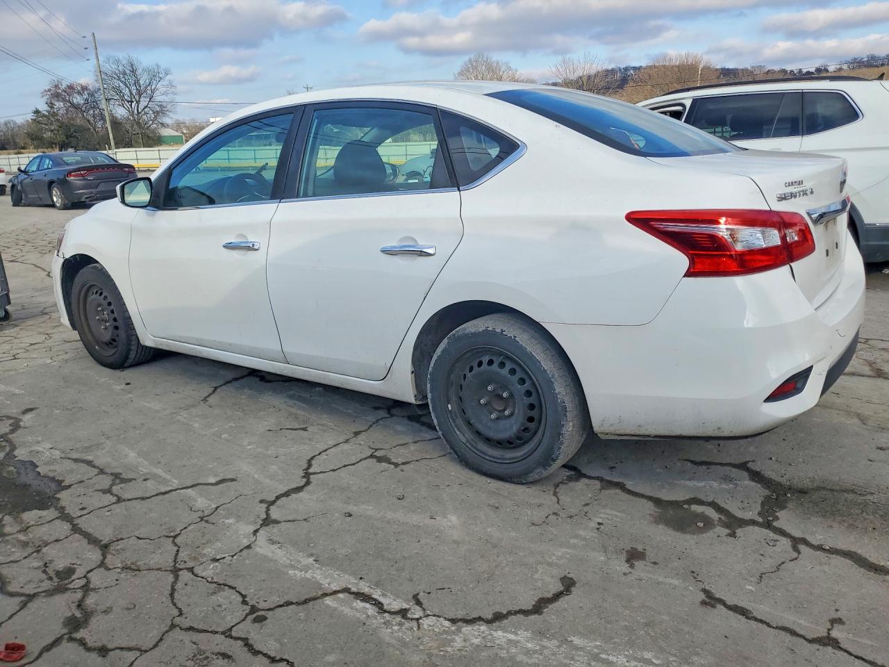 2018 NISSAN SENTRA S photo 2