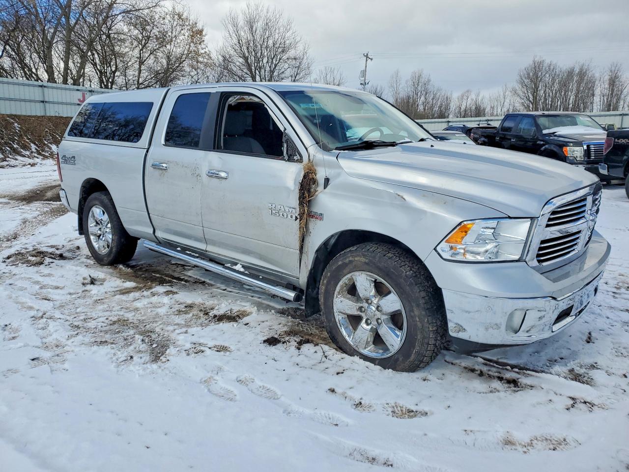 2018 RAM 1500 SLT photo 4