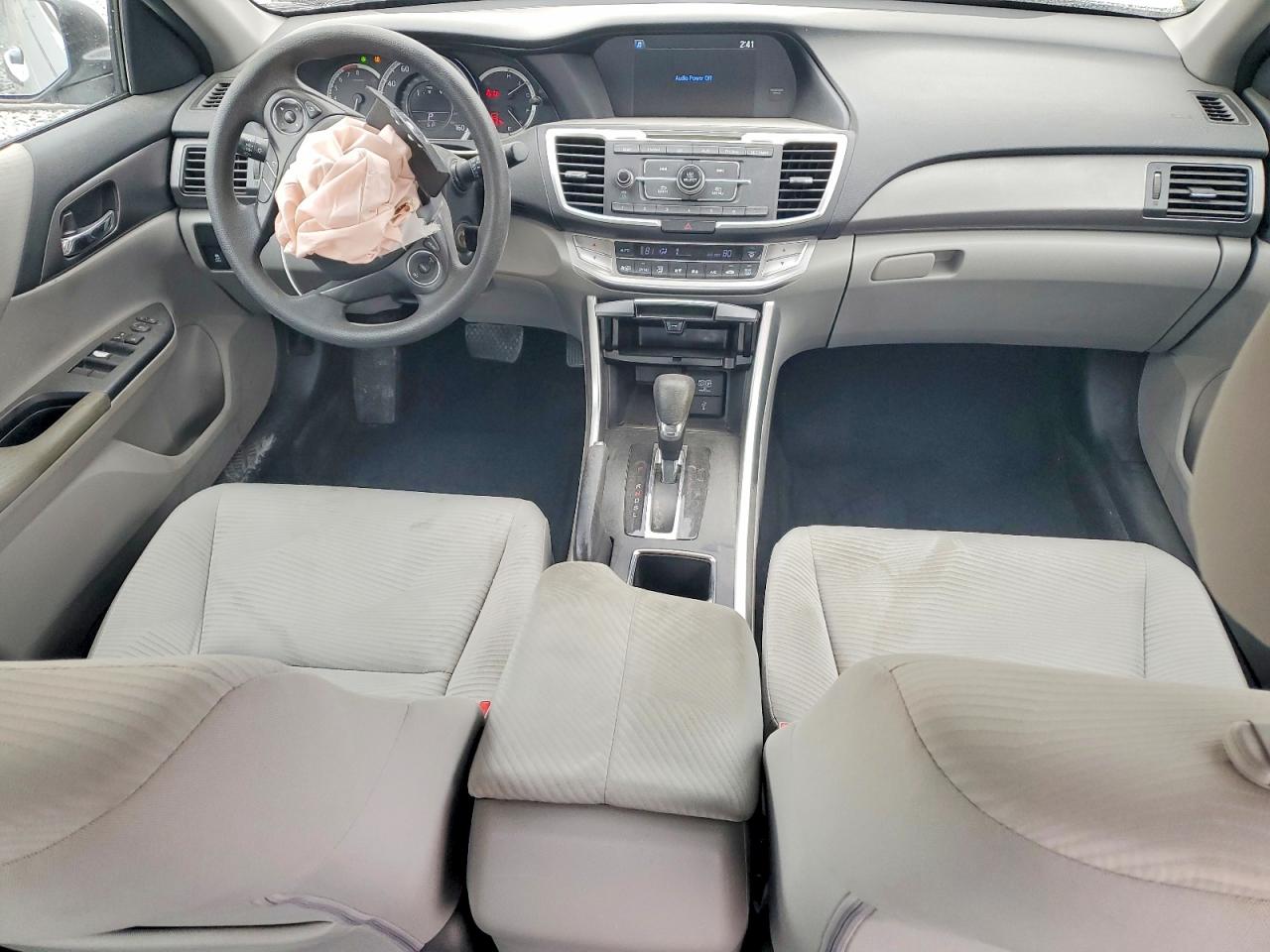 2015 HONDA ACCORD LX photo 22
