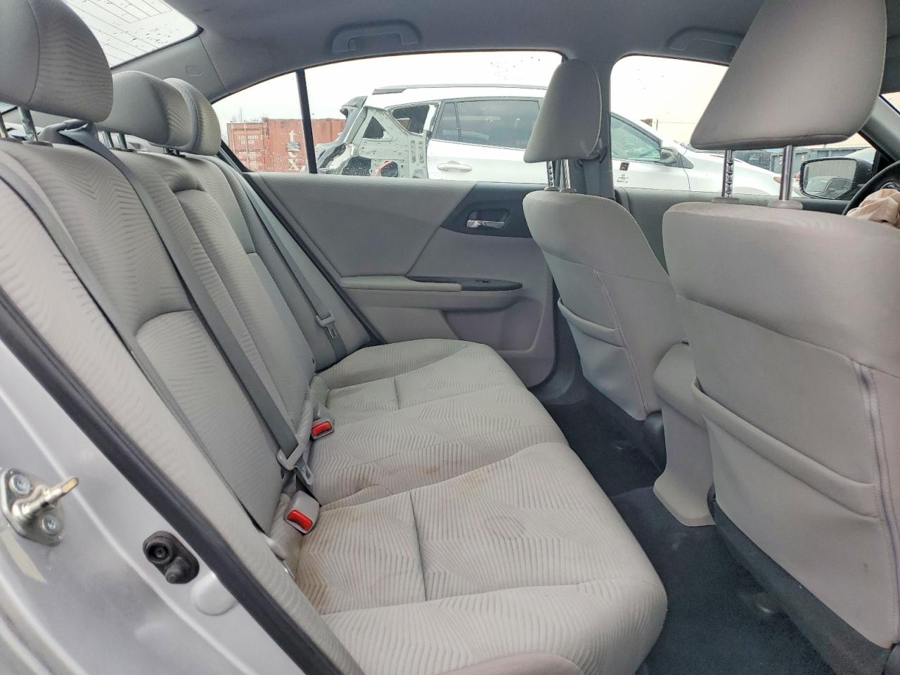 2015 HONDA ACCORD LX photo 28