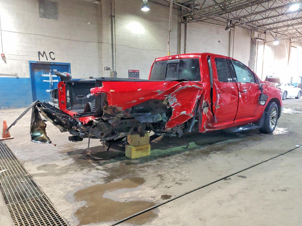 2014 RAM 1500 SLT photo 3