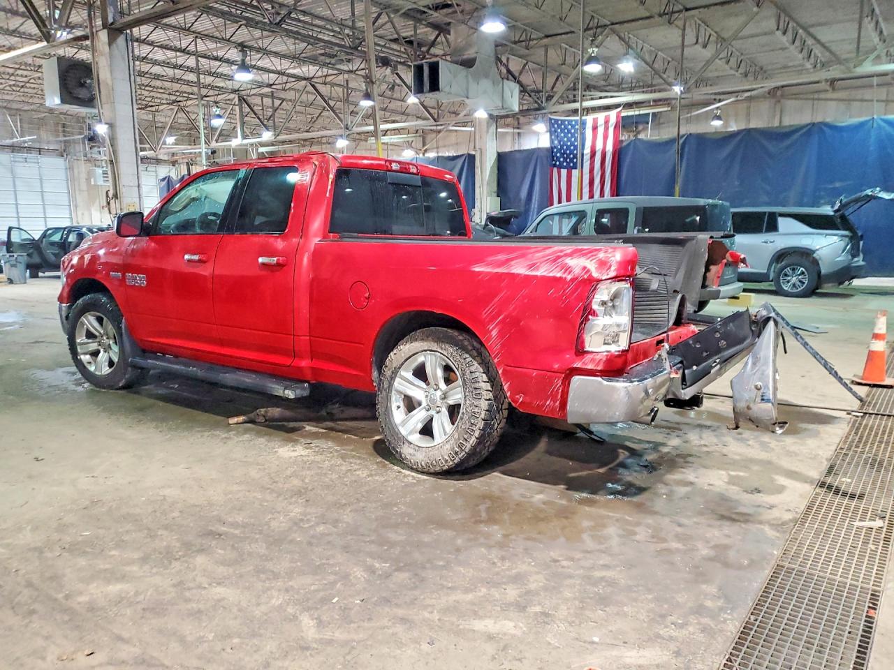 2014 RAM 1500 SLT photo 2