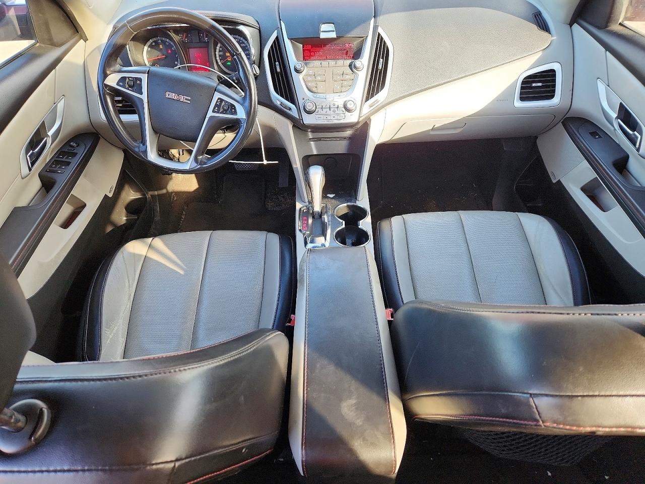 2011 GMC TERRAIN SLT photo 15