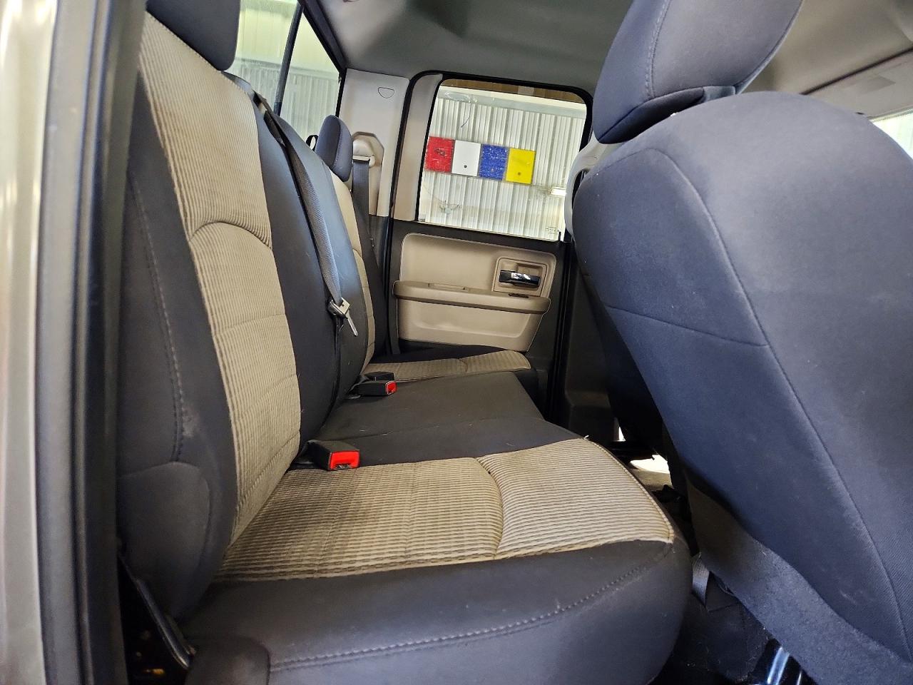 2010 DODGE RAM 1500 photo 10