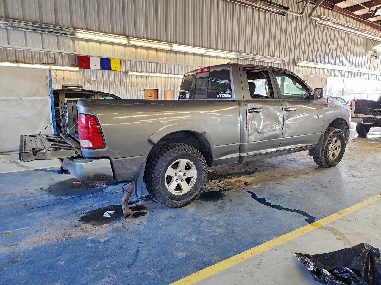 2010 DODGE RAM 1500 photo 3