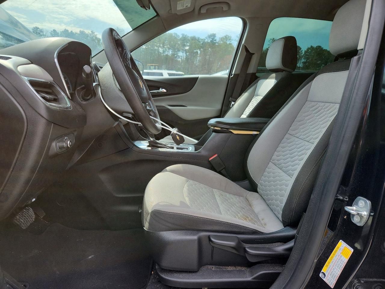 2019 CHEVROLET EQUINOX LS photo 7
