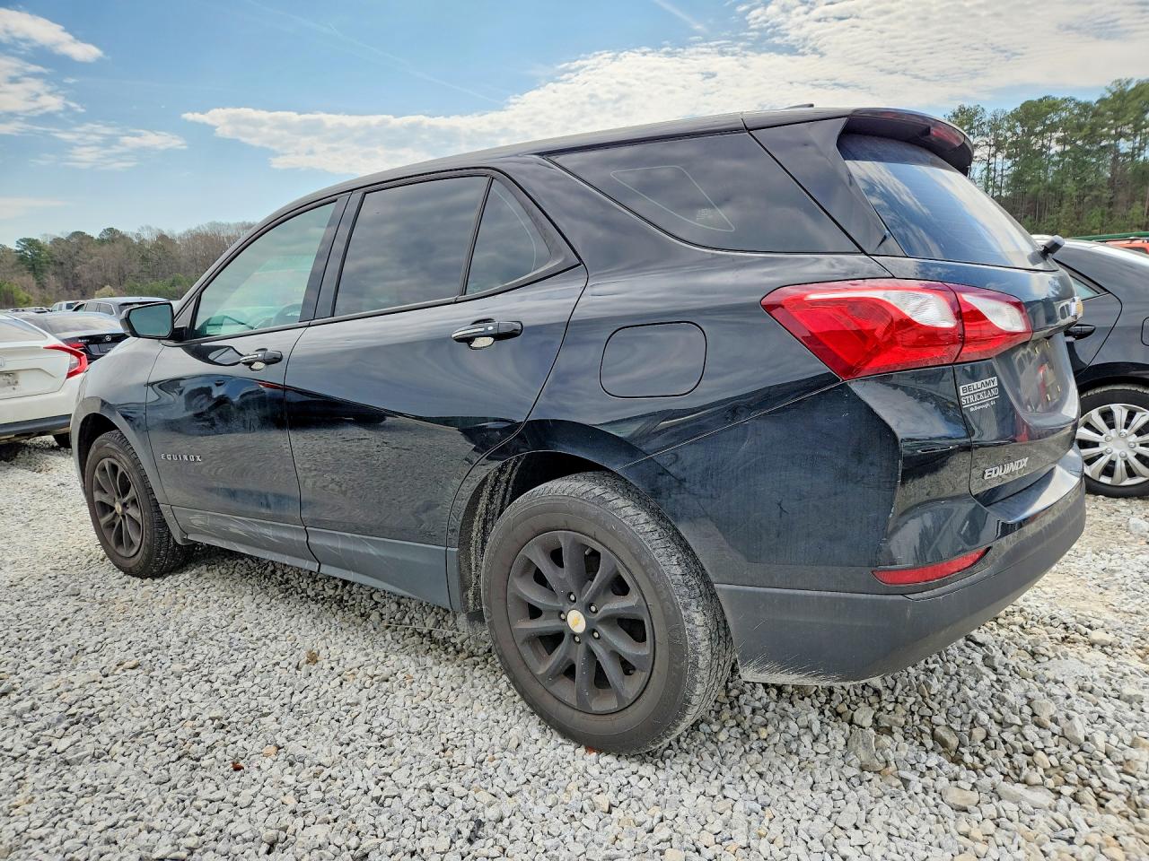 2019 CHEVROLET EQUINOX LS photo 2