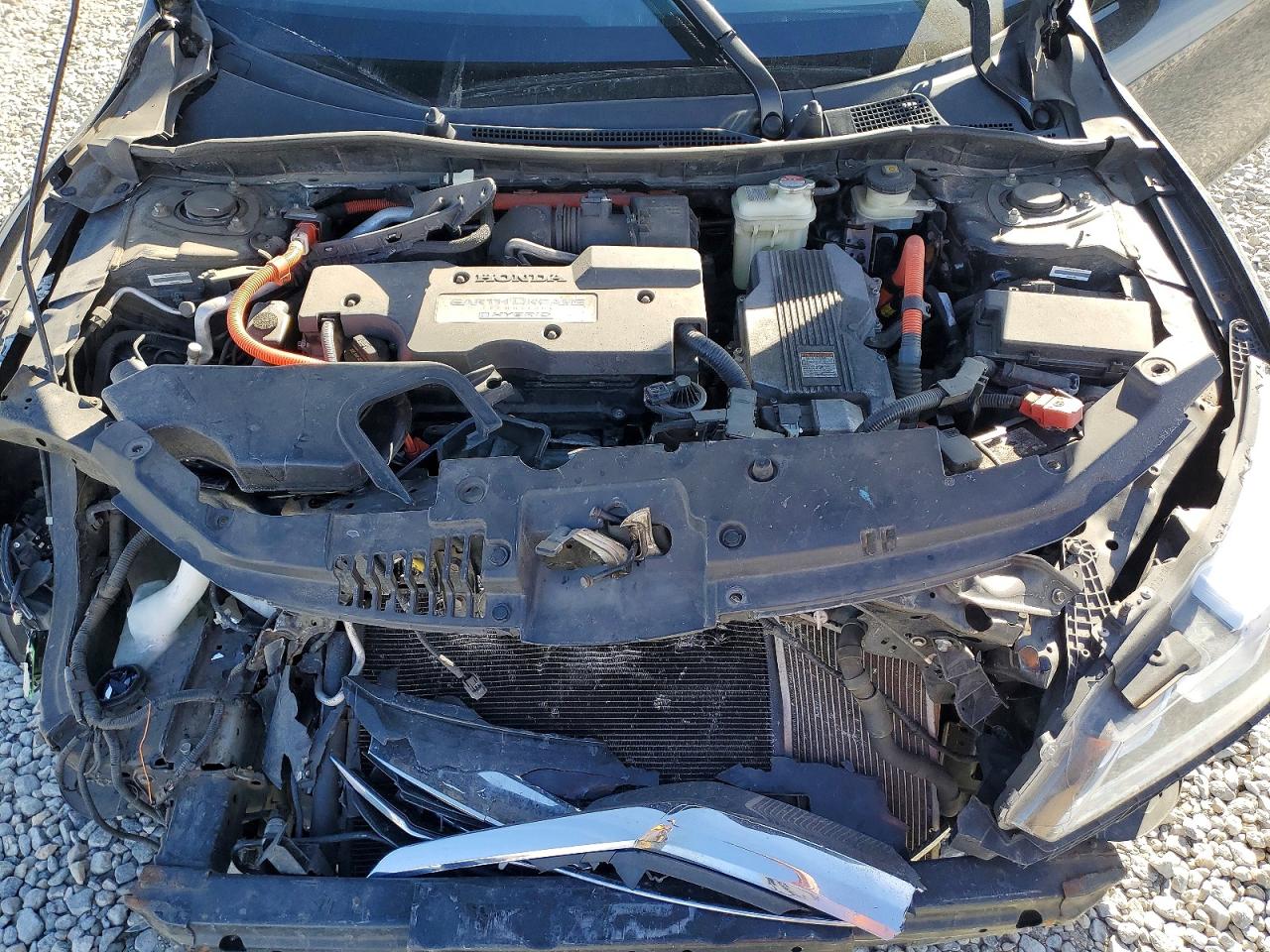 2017 HONDA ACCORD HYBRID photo 11