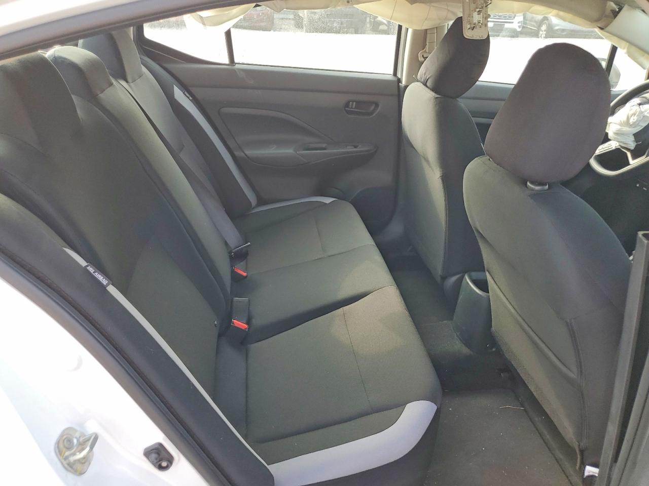 2025 NISSAN VERSA S photo 19