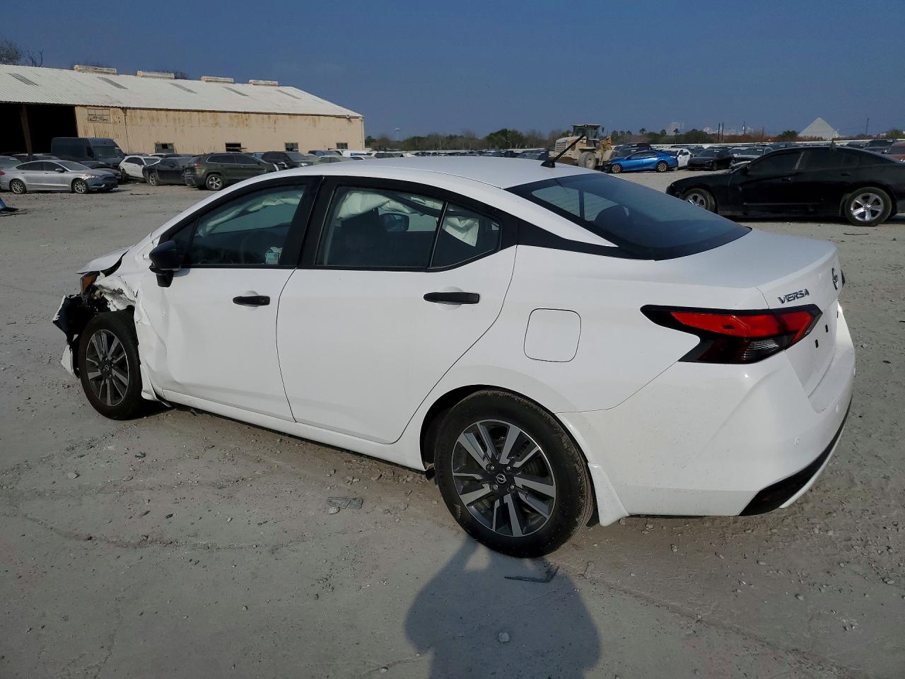2025 NISSAN VERSA S photo 3