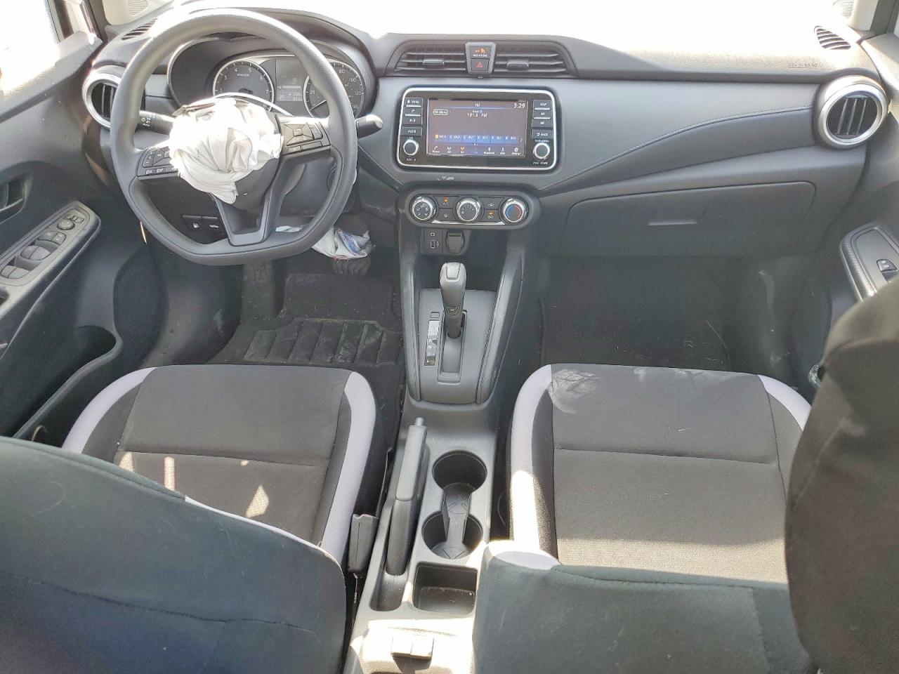 2025 NISSAN VERSA S photo 15