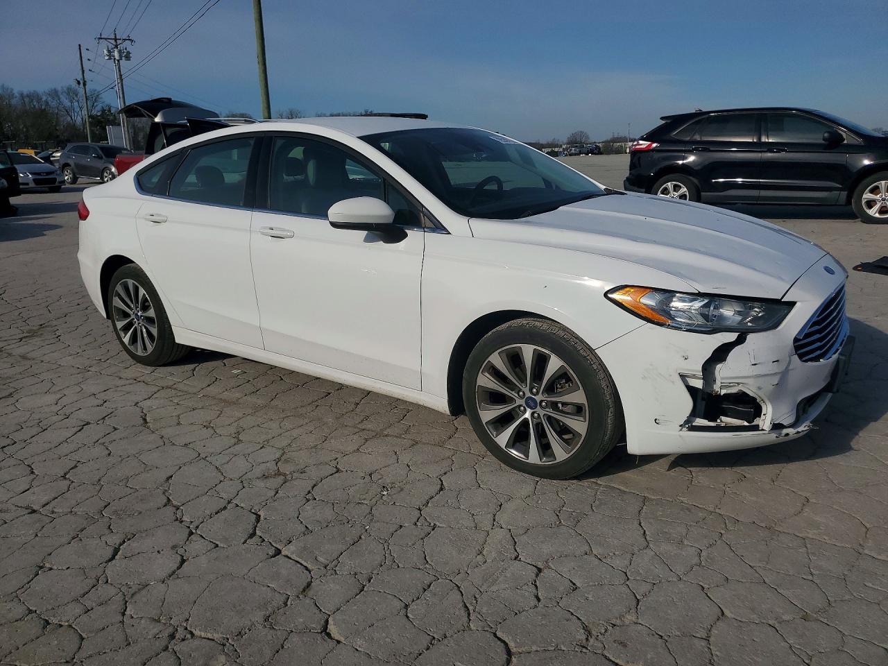 2019 FORD FUSION SE photo 10