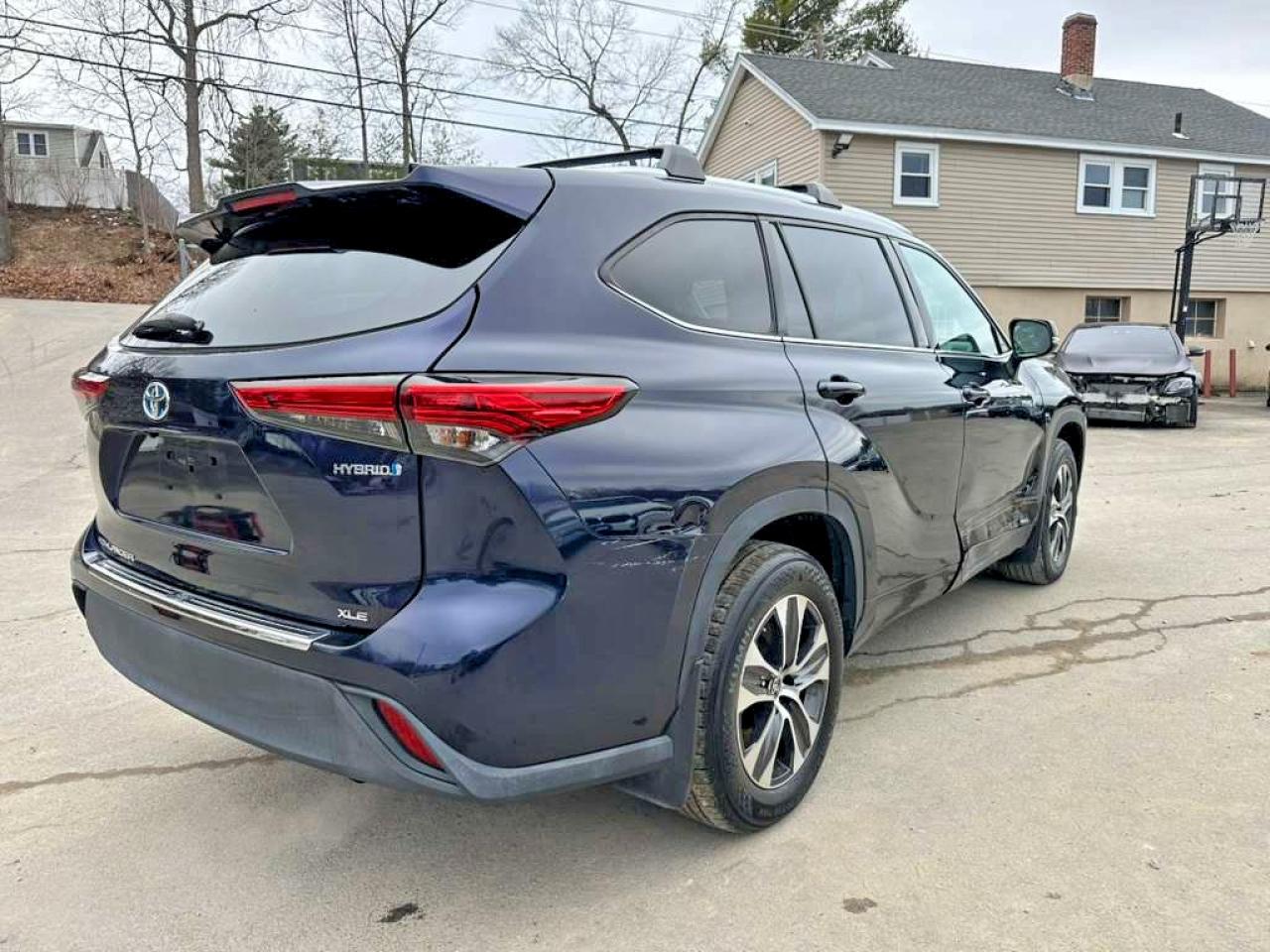 2020 TOYOTA HIGHLANDER HYBRID XLE photo 5
