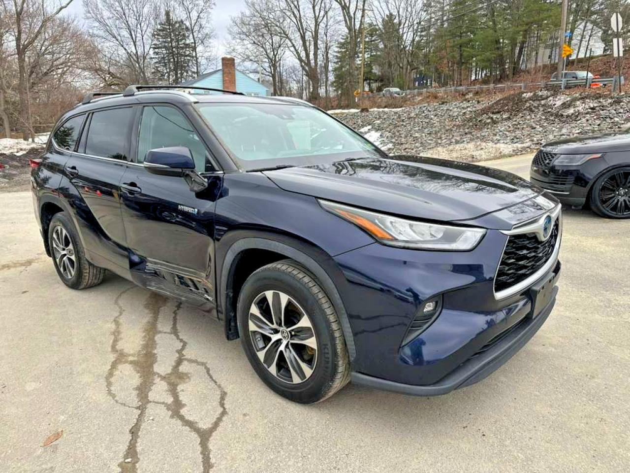 2020 TOYOTA HIGHLANDER HYBRID XLE photo 7