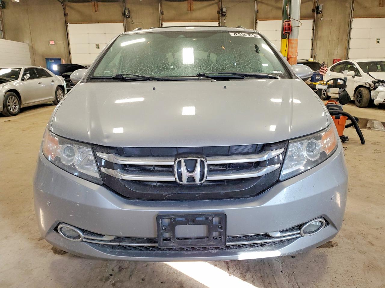 2016 HONDA ODYSSEY TOURING photo 9
