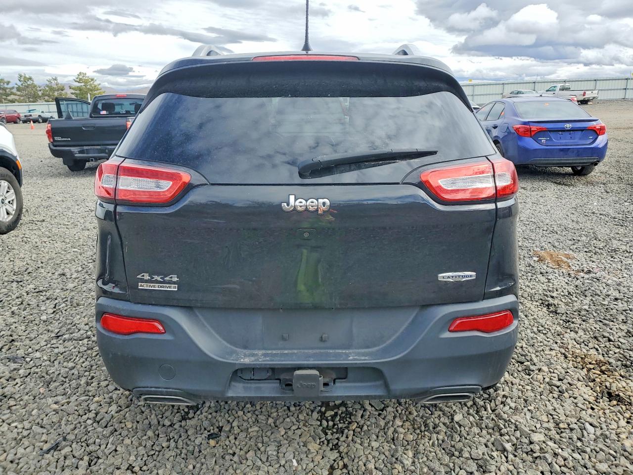 2016 JEEP CHEROKEE LATITUDE photo 11