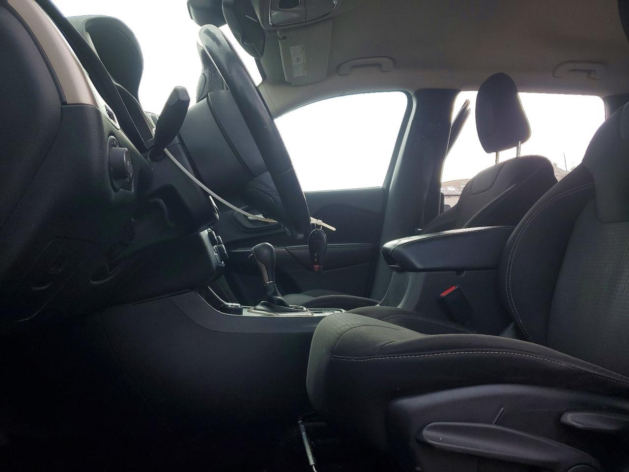 2016 JEEP CHEROKEE LATITUDE photo 13