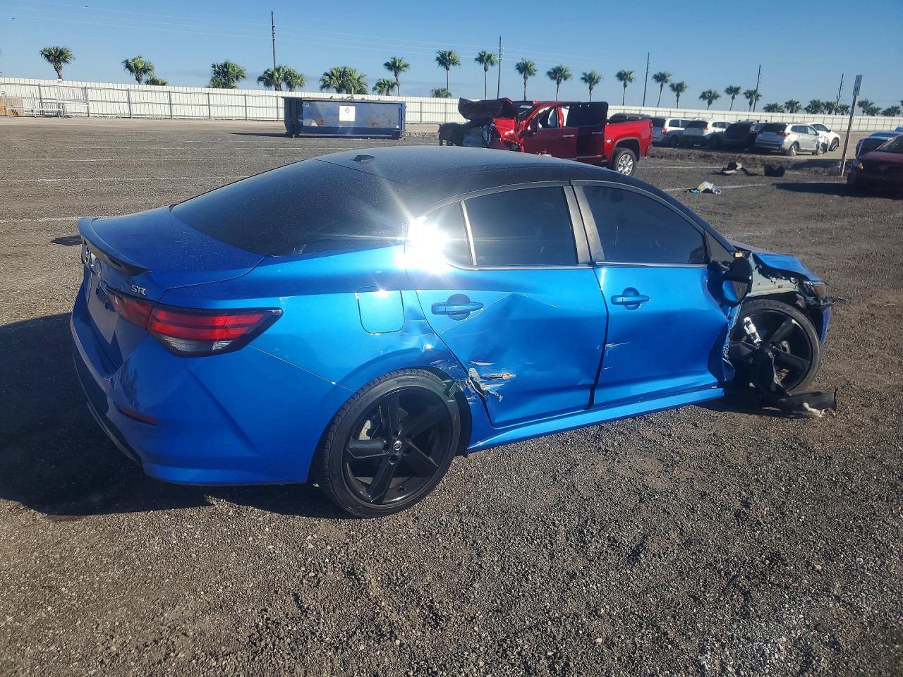 2022 NISSAN SENTRA SR photo 7