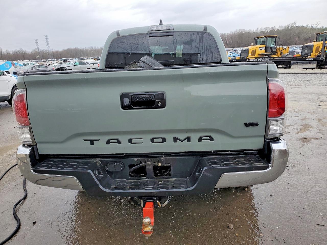 2022 TOYOTA TACOMA TRD OFF-ROAD photo 11