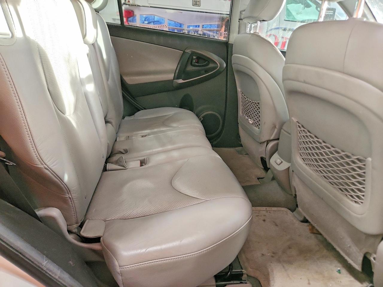 2012 TOYOTA RAV4 LIMITED photo 11
