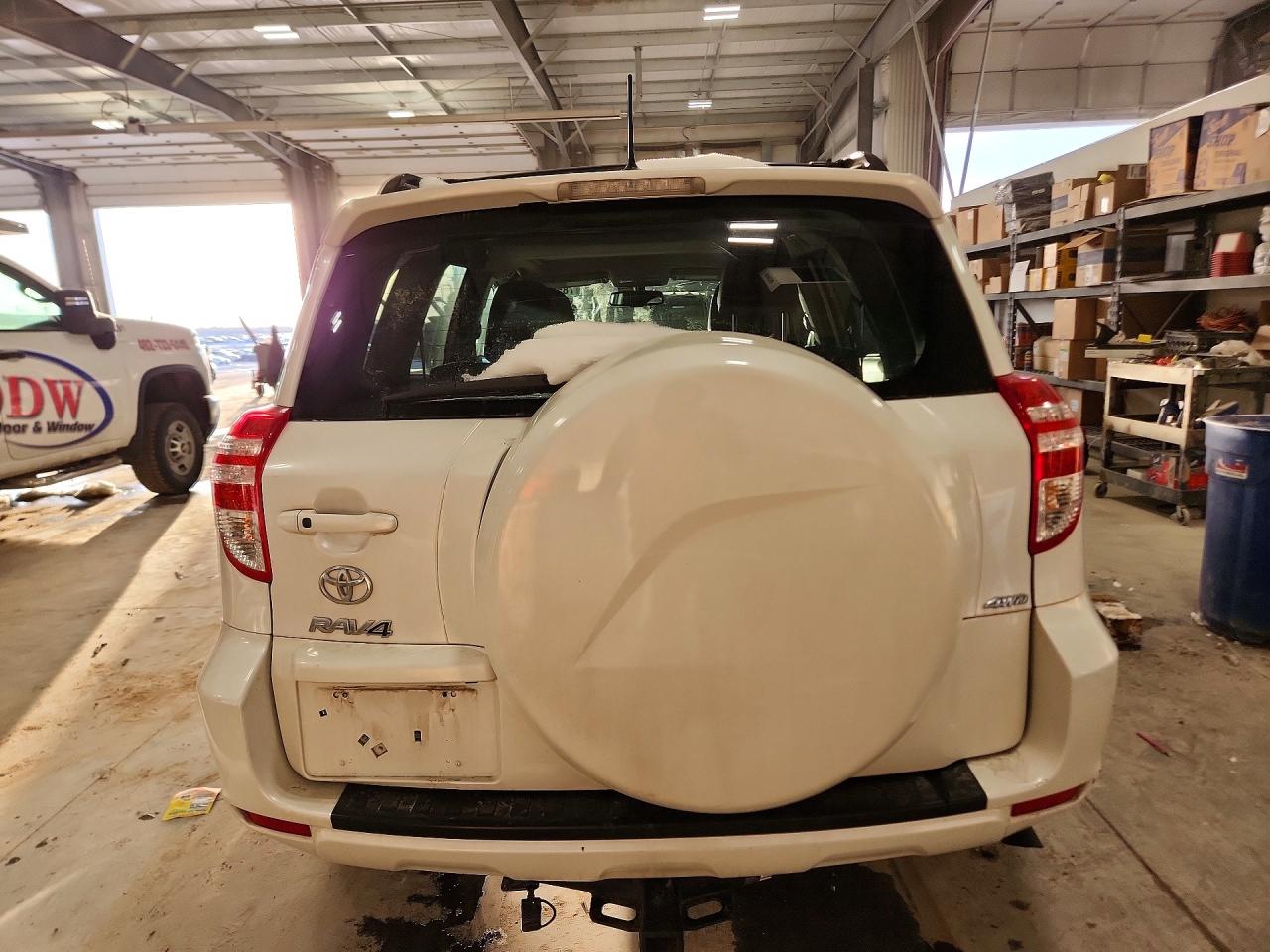 2012 TOYOTA RAV4 LIMITED photo 6