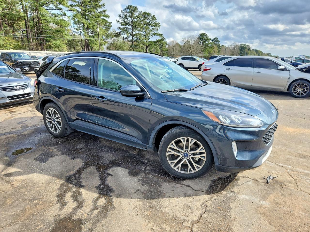 2022 FORD ESCAPE SEL photo 4