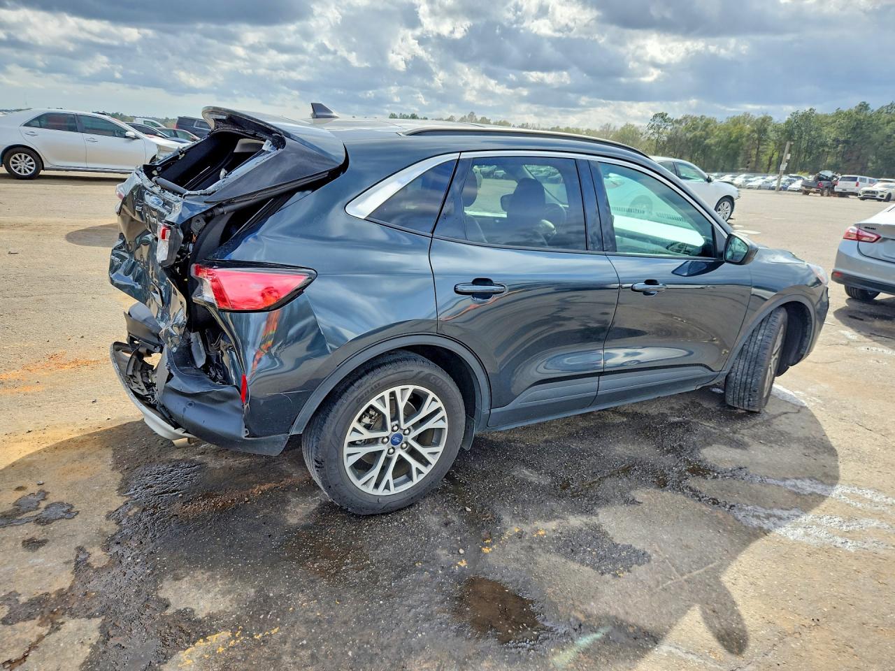 2022 FORD ESCAPE SEL photo 3