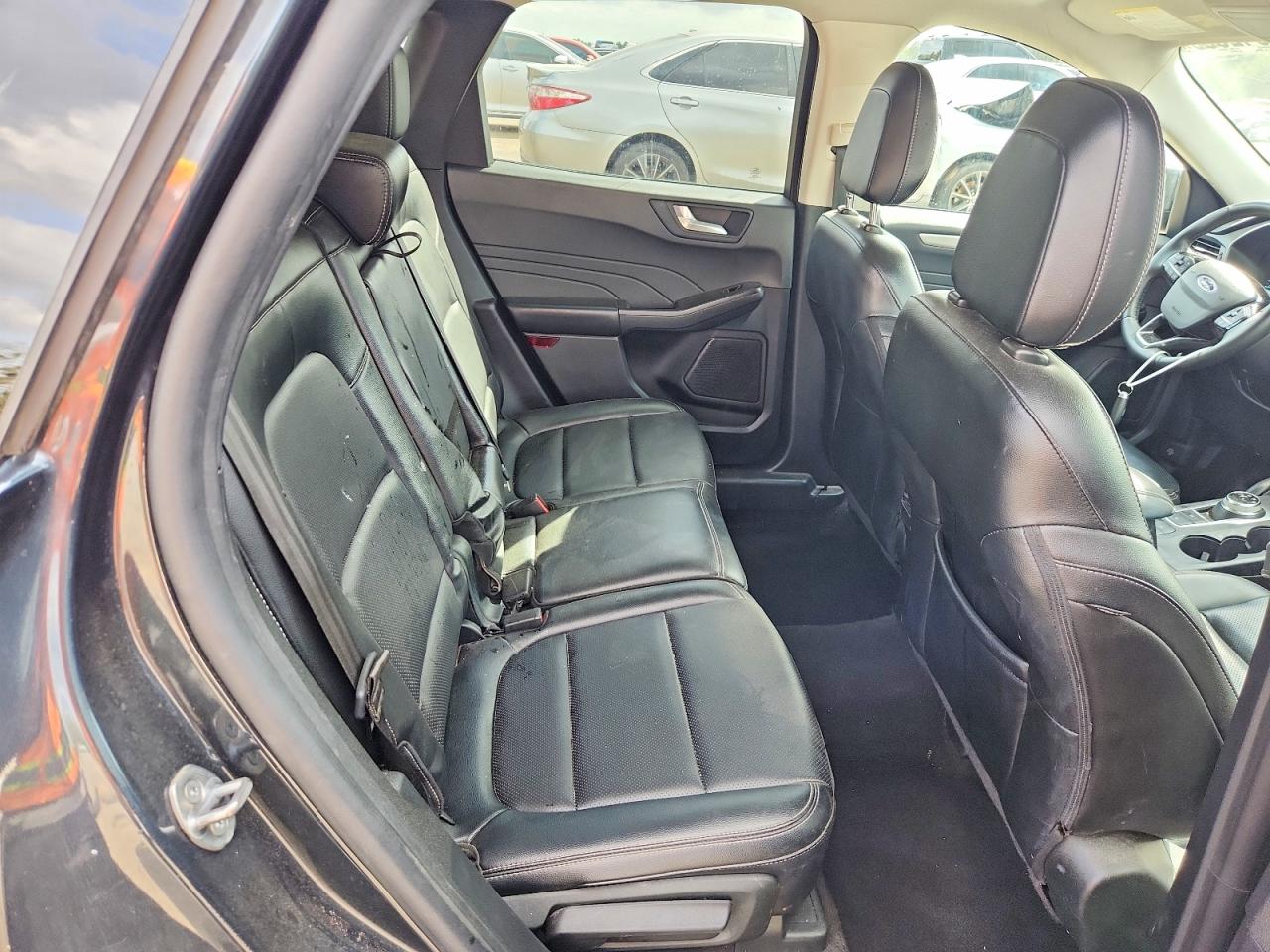2022 FORD ESCAPE SEL photo 11