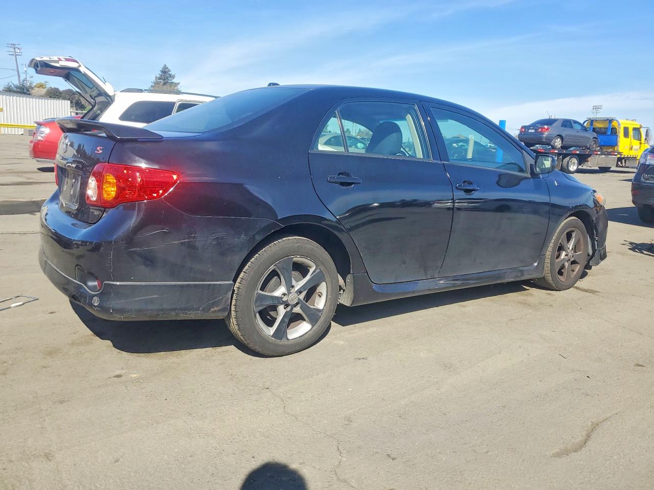 2010 TOYOTA COROLLA BASE photo 3
